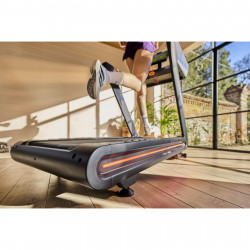 Adidas Laufband T-700
