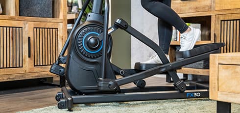 Vélo elliptique cardiostrong FX30 Compact, polyvalent & stable