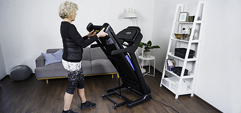 cardiostrong-tredemølle TX20 Passer inn overalt