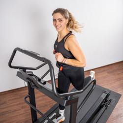 cardiostrong Incline Treadmill IT70