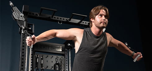 Force USA Functional Trainer Rack Präzise Bewegung, maximale Kontrolle