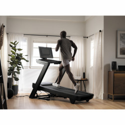 NordicTrack Laufband Commercial 1750 Produktbild