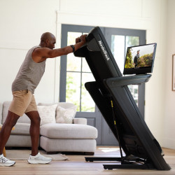NordicTrack Laufband Commercial 2450 Produktbild