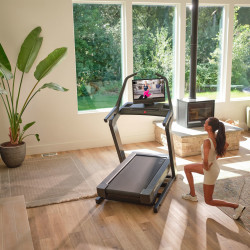 Tapis roulant NordicTrack Incline X24 Immagini del prodotto