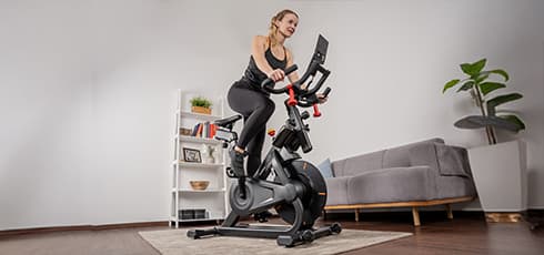 Taurus IC70 Smart Indoor Bike 99 Widerstandsstufen für maximale Performance