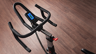 Cyclette Indoor Taurus Z9 Pro Manubrio professionale con molte posizione di impugnatura