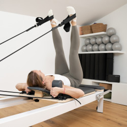 Taurus Pilates Reformer Pro