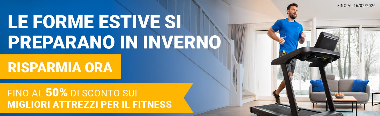 Il banner pubblicitario mostra a destra una persona in abbigliamento sportivo su un tapis roulant in un ambiente domestico. Sul lato sinistro, in maiuscolo, il testo: Summerbodeis are made in Winter. Fino al 50% di sconto sui migliori attrezzi per il fitness. Risparmia ora. Fino al 16/02/2026.